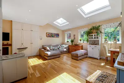 Greenstead Gardens, Putney, London, SW15 5AJ