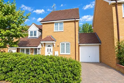 Donne Close, Rushden, NN10