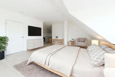 Peach Street, Wokingham, Berkshire, RG40 1XJ