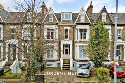 Hermon Hill, London, E11