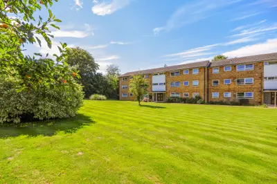 22 The Shimmings, Boxgrove Road, Guildford