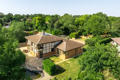 Cottisford Crescent, Milton Keynes, MK14