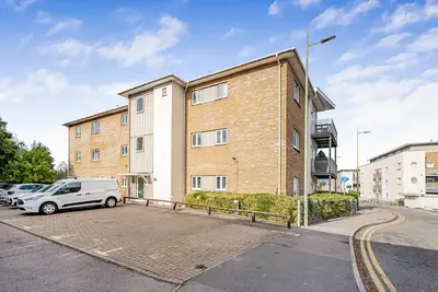 Bridge Wharf, Chertsey, KT16