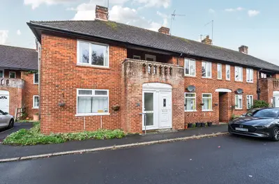 Butts Road, Alton, GU34