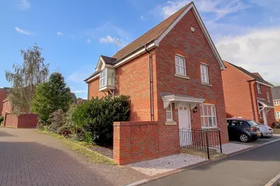 Borough Way, Nuneaton, CV11