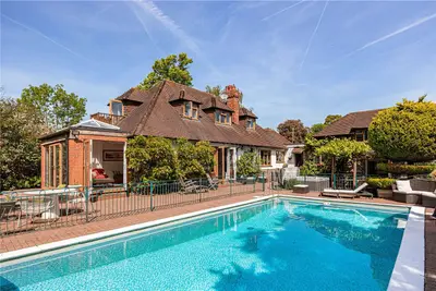 Terrys Lane, Cookham, Berkshire, SL6 9RT