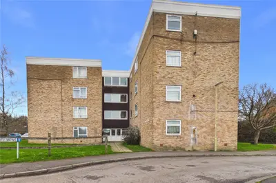 Tunworth Court, Tadley, RG26