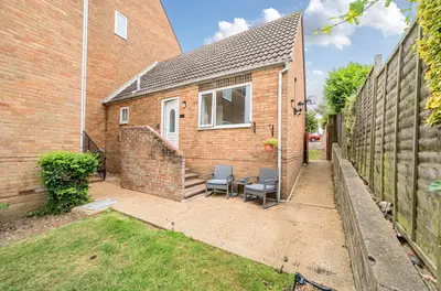 Cokeham Road, Sompting, BN15