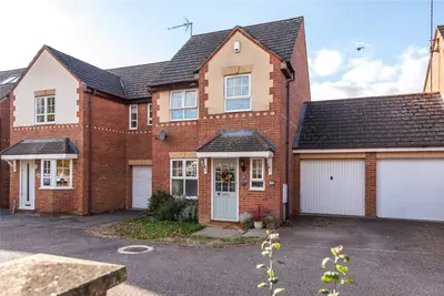 Surtees Way, Towcester, NN12