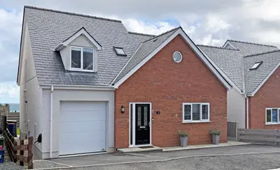 Parys Uchaf, Bull Bay