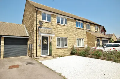 Burwell Meadow, Witney, OX28