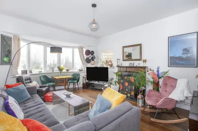 Woodberry Crescent, Muswell Hill Broadway, N10