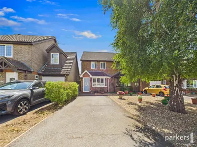 Orchard Grove, Caversham, RG4