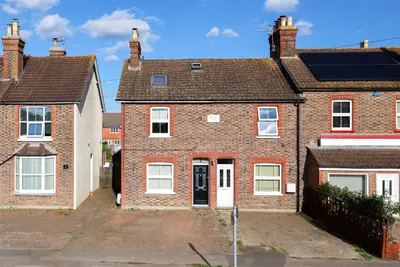 Reigate Road, Hookwood, RH6