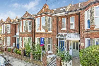 Elm Road, Sheen, SW14 7JQ