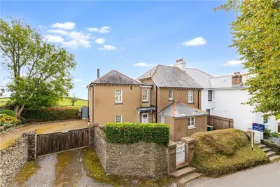 Strete, Dartmouth, TQ6