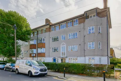 Burntwood Lane, London, SW17 0AH