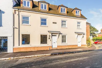 Beechworth Road, Havant, Hampshire, PO9