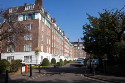 Richmond Hill Court, Richmond, TW10