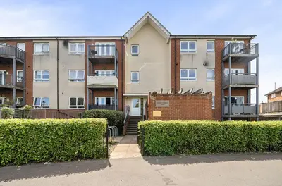 Desborough Crescent, Oxford, OX4