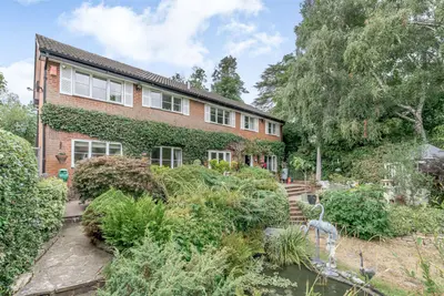Middle Hill, Englefield Green, Surrey, TW20 0JJ