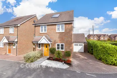 Westhill Close, Burgess Hill, RH15