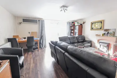 Foxglove Road, South Ockendon, RM15