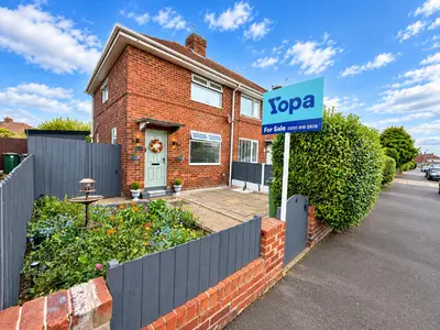 Eastway, Wirral, CH46