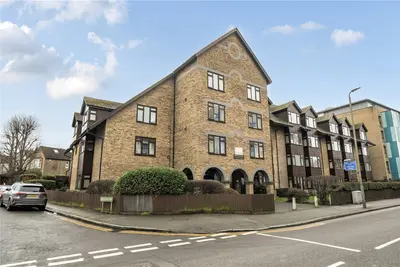 Homesdale Road, Bromley, BR2