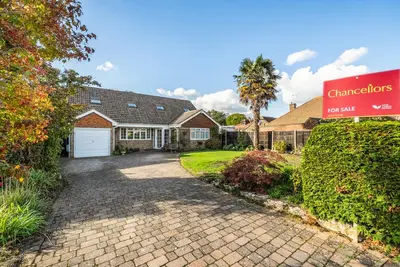Cuckoo Lane, West End, GU24