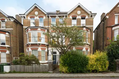 Flat 2, 6 Tierney Road, London