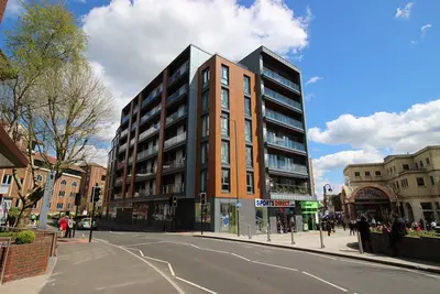 Queensway, Earlswood, RH1