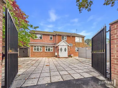 All Hallows Road, Caversham, RG4