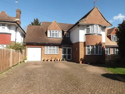 Dorset Drive, Edgware, HA8