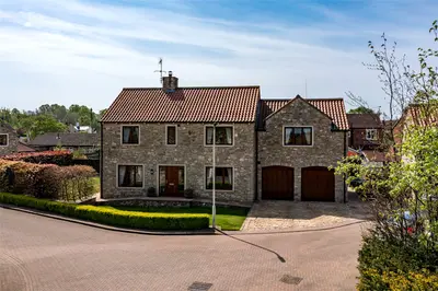 Old Hall Court, Burton Salmon