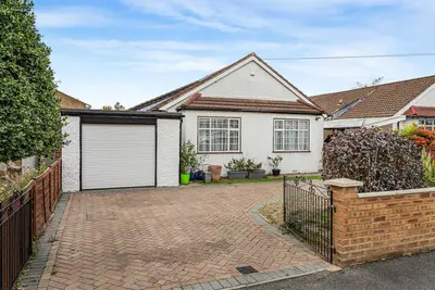 Royston Way, Burnham