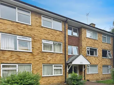 Sylvia Close, Basingstoke, RG21