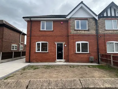 Droversdale Road, Bircotes, DN11