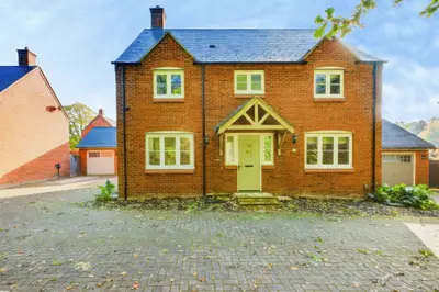 Bath Meadow, Towcester, NN12