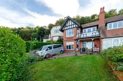 Woodland Park, Colwyn Bay, LL29