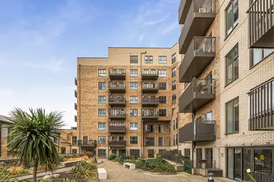 Blyth Road, Hayes, UB3