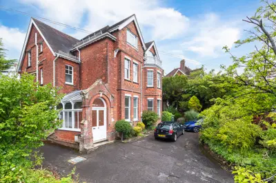 Boyne Park, Tunbridge Wells, Kent, TN4 8ET