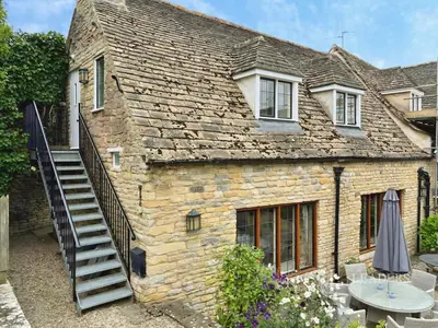 High Street, Duddington, PE9