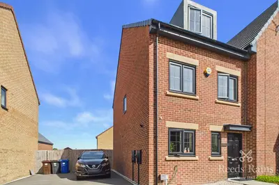 Bretton Way, Smithies, Barnsley, S71