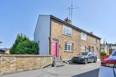 21 Wellington Terrace, Harrow
