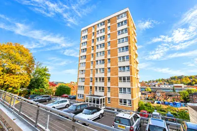 Mount Court, The Mount, GU2