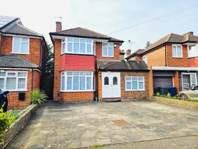 Francklyn Gardens, Edgware, HA8