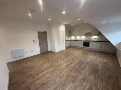 London Road, Camberley, GU15