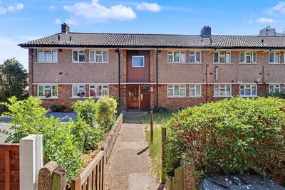 Eagle Avenue, Romford, RM6