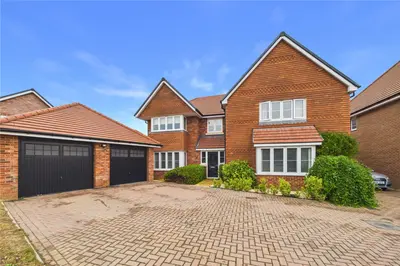 Cook Grove, Spencers Wood, RG7